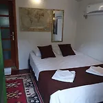 Efe Bungalov *